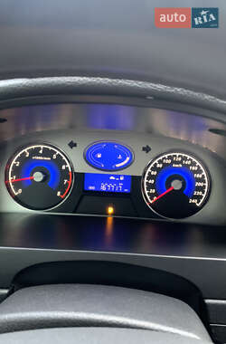 Седан Geely Emgrand 7 (EC7) 2013 в 