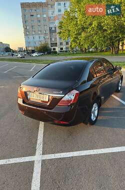 Седан Geely Emgrand 7 (EC7) 2013 в 