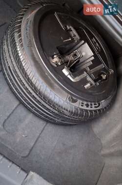 Седан Geely Emgrand 7 (EC7) 2012 в 