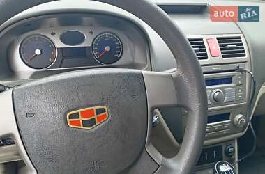 Седан Geely Emgrand 7 (EC7) 2011 в 