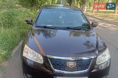 Хэтчбек Geely Emgrand 7 (EC7) 2012 в 