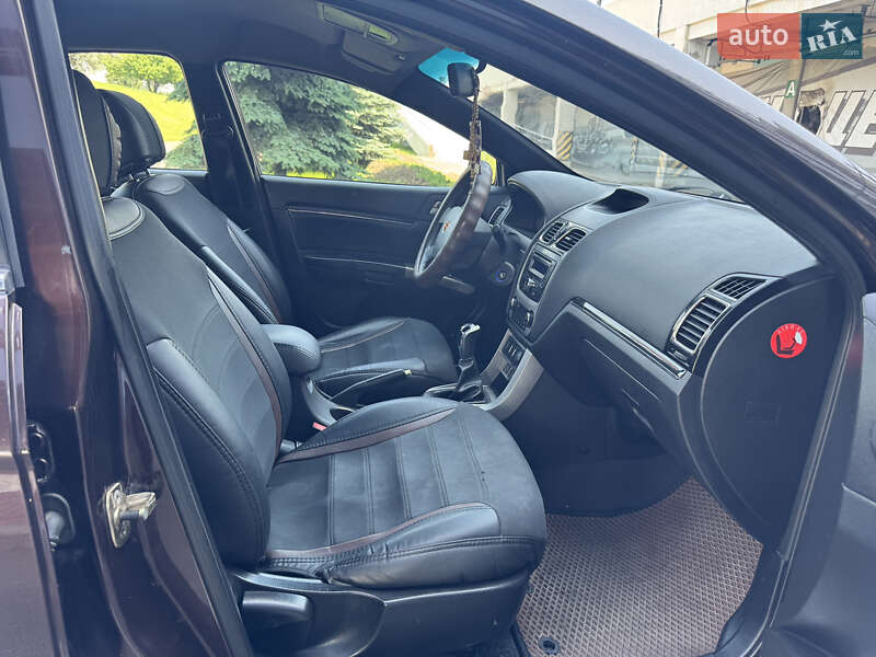 Седан Geely Emgrand 7 (EC7) 2012 в Киеве