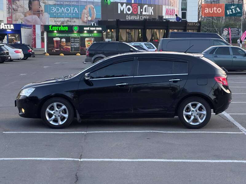 Хэтчбек Geely Emgrand 7 (EC7) 2013 в Запорожье