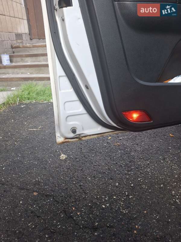 Седан Geely Emgrand 7 (EC7) 2013 в Киеве фото 19 Седан Geely Emgrand 7 (EC7) 2013 в Киеве