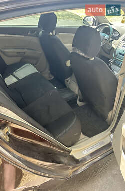 Хетчбек Geely Emgrand 7 (EC7) 2011 в 