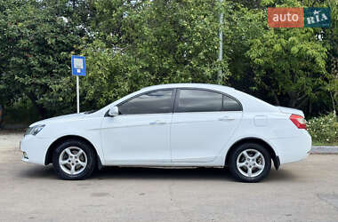 Седан Geely Emgrand 7 (EC7) 2013 в 