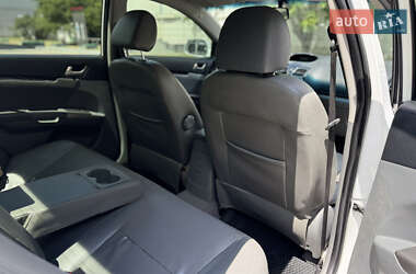 Седан Geely Emgrand 7 (EC7) 2013 в 