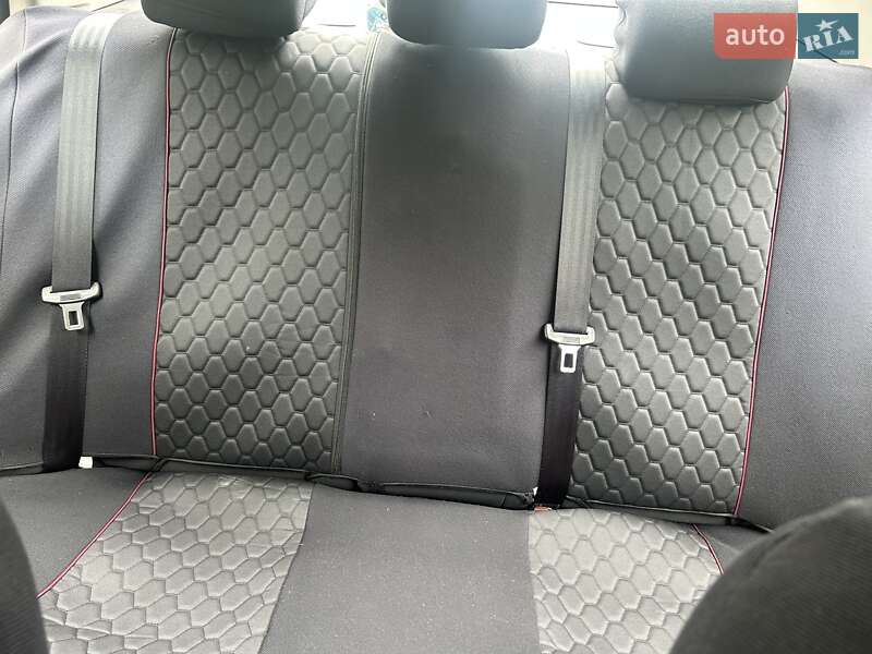 Седан Geely Emgrand 7 (EC7) 2018 в Києві