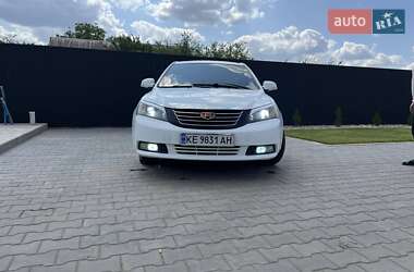 Седан Geely Emgrand 7 (EC7) 2013 в 
