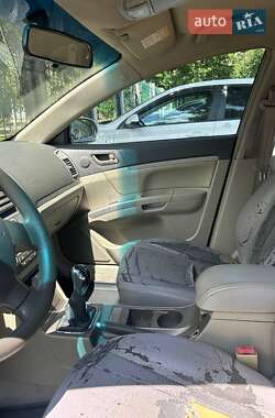 Седан Geely Emgrand 7 (EC7) 2011 в 