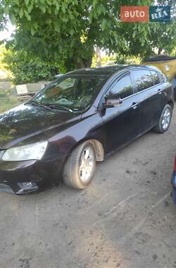 Хэтчбек Geely Emgrand 7 (EC7) 2013 в 