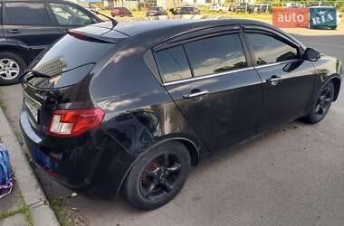 Хэтчбек Geely Emgrand 7 (EC7) 2013 в 