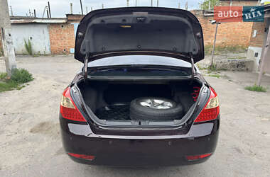 Седан Geely Emgrand 7 (EC7) 2011 в 