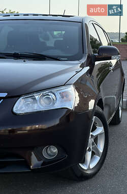 Хэтчбек Geely Emgrand 7 (EC7) 2013 в 