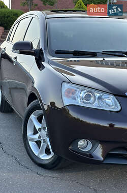 Хэтчбек Geely Emgrand 7 (EC7) 2013 в 