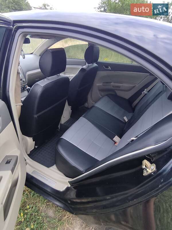 Седан Geely Emgrand 7 (EC7) 2011 в Днепре