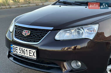 Хетчбек Geely Emgrand 7 (EC7) 2013 в 
