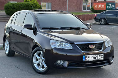 Хетчбек Geely Emgrand 7 (EC7) 2013 в 