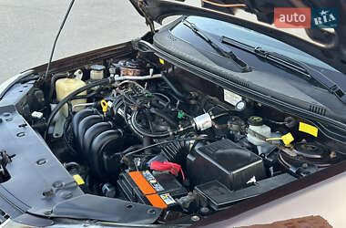 Хетчбек Geely Emgrand 7 (EC7) 2013 в 