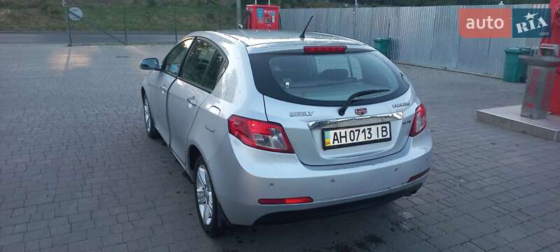 Хэтчбек Geely Emgrand 7 (EC7) 2012 в Ужгороде