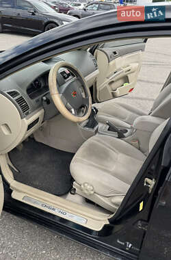 Седан Geely Emgrand 7 (EC7) 2011 в 