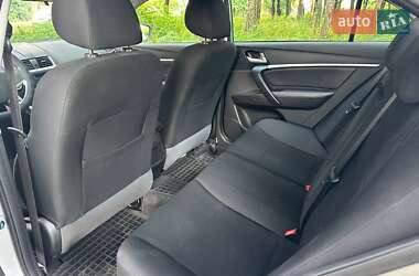 Седан Geely Emgrand 7 (EC7) 2018 в 