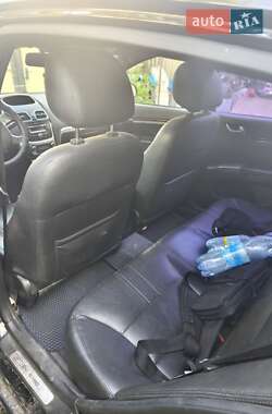 Хетчбек Geely Emgrand 7 (EC7) 2013 в 