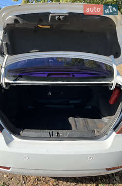 Седан Geely Emgrand 7 (EC7) 2011 в 