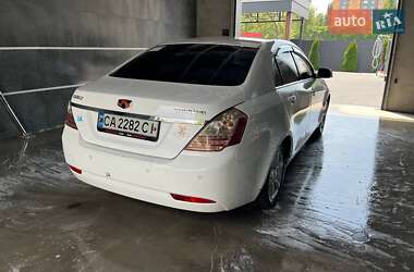 Седан Geely Emgrand 7 (EC7) 2012 в 
