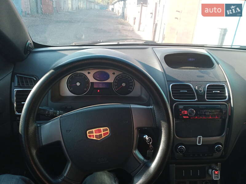 Седан Geely Emgrand 7 (EC7) 2012 в Кривому Розі