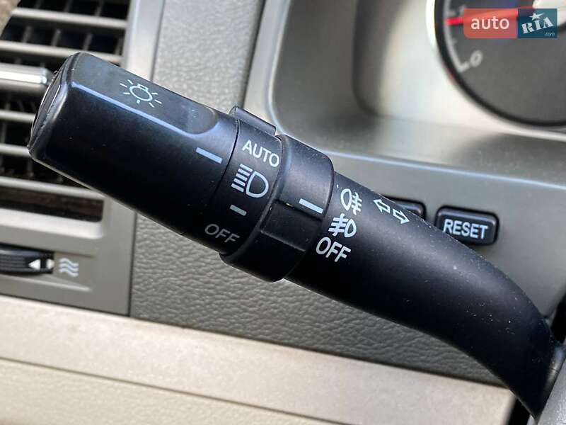 Седан Geely Emgrand 7 (EC7) 2011 в Киеве