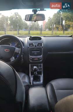 Седан Geely Emgrand 7 (EC7) 2013 в 