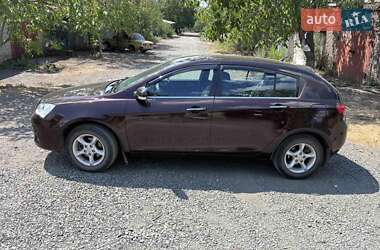 Хетчбек Geely Emgrand 7 (EC7) 2014 в 