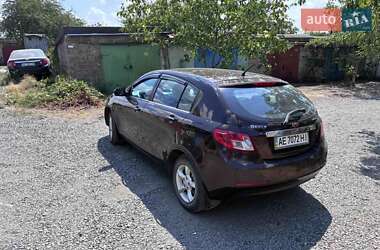 Хетчбек Geely Emgrand 7 (EC7) 2014 в 