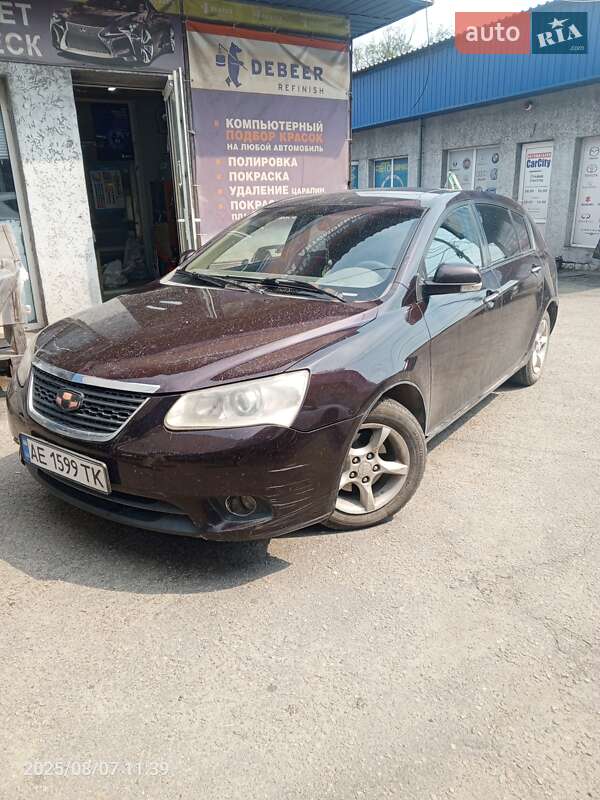 Хетчбек Geely Emgrand 7 (EC7) 2011 в Царичанці