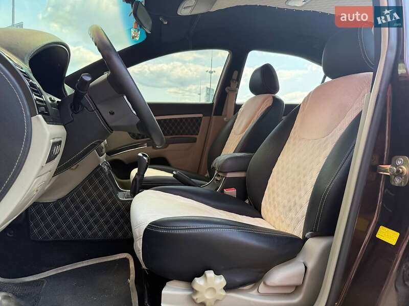 Седан Geely Emgrand 7 (EC7) 2011 в Киеве
