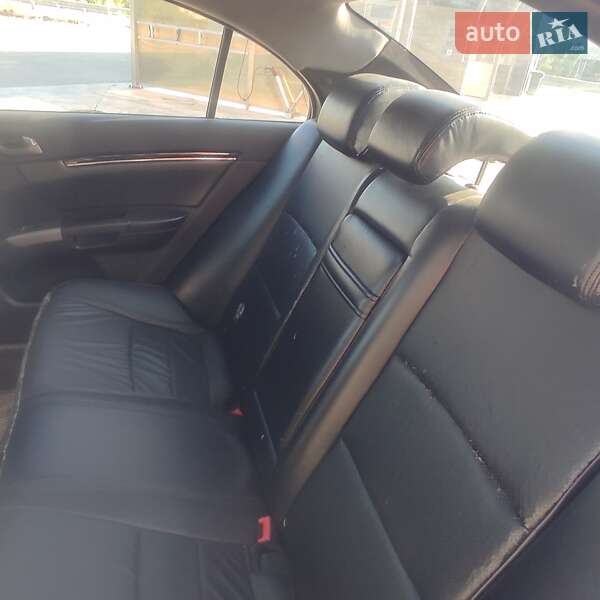 Седан Geely Emgrand 7 (EC7) 2012 в Києві