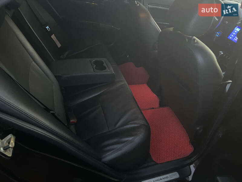 Седан Geely Emgrand 7 (EC7) 2014 в Ровно