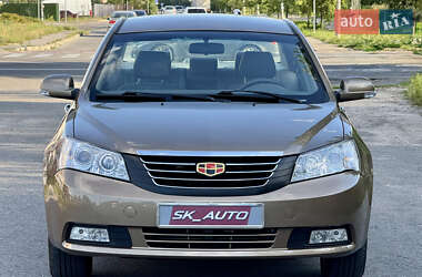 Седан Geely Emgrand 7 (EC7) 2012 в 