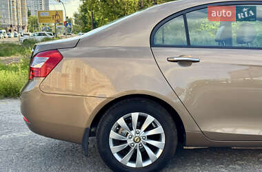 Седан Geely Emgrand 7 (EC7) 2012 в 
