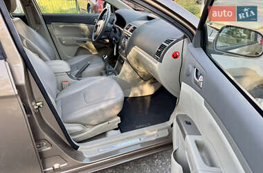 Седан Geely Emgrand 7 (EC7) 2012 в 