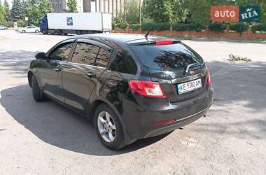 Хэтчбек Geely Emgrand 7 (EC7) 2014 в 