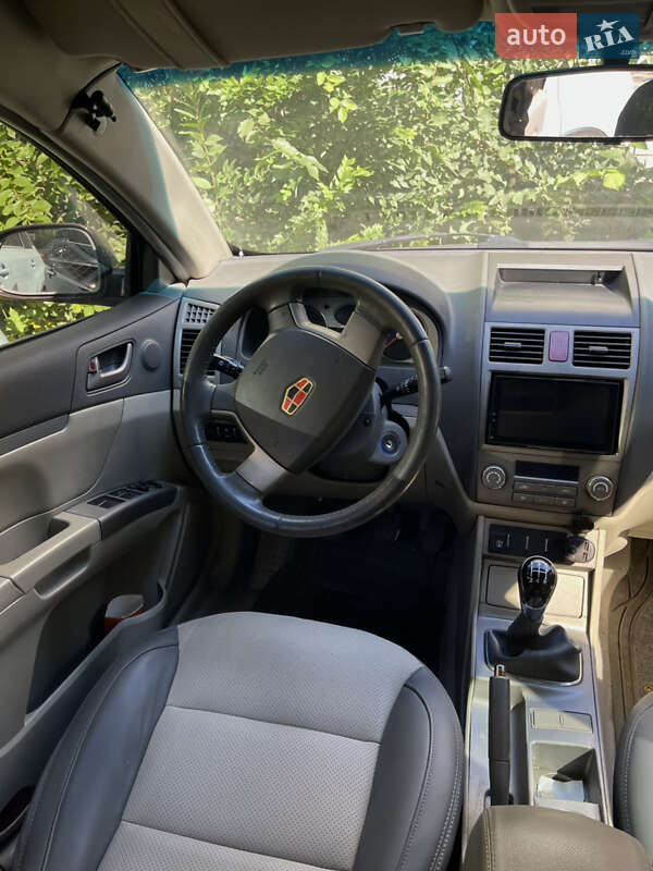 Хетчбек Geely Emgrand 7 (EC7) 2011 в Дніпрі
