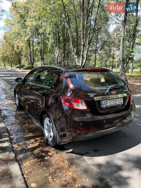 Хетчбек Geely Emgrand 7 (EC7) 2013 в Кривому Розі