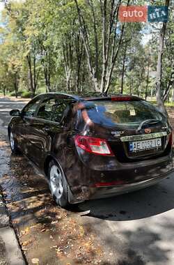 Хетчбек Geely Emgrand 7 (EC7) 2013 в 