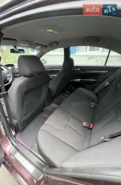 Седан Geely Emgrand 7 (EC7) 2012 в 