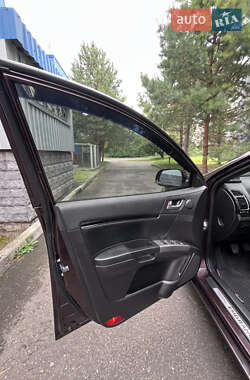 Седан Geely Emgrand 7 (EC7) 2012 в 