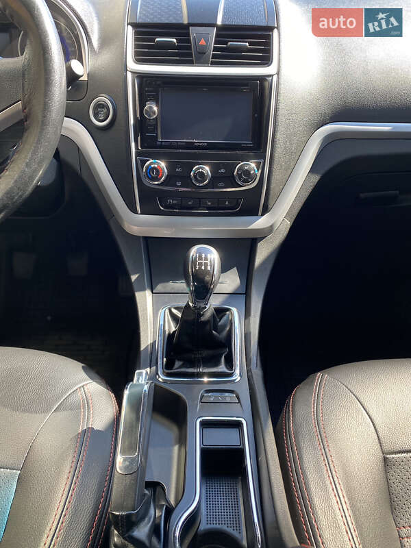 Седан Geely Emgrand 7 (EC7) 2017 в Черкасах