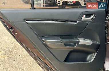 Седан Geely Emgrand 7 (EC7) 2012 в 