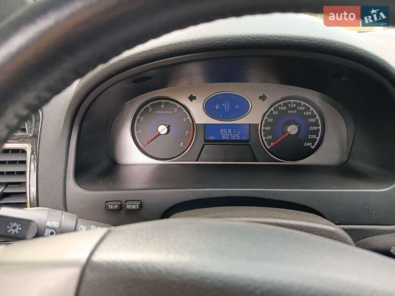 Хетчбек Geely Emgrand 7 (EC7) 2013 в Сумах фото 2 Хетчбек Geely Emgrand 7 (EC7) 2013 в Сумах
